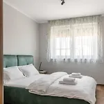 Urban Nest By Clujstays *